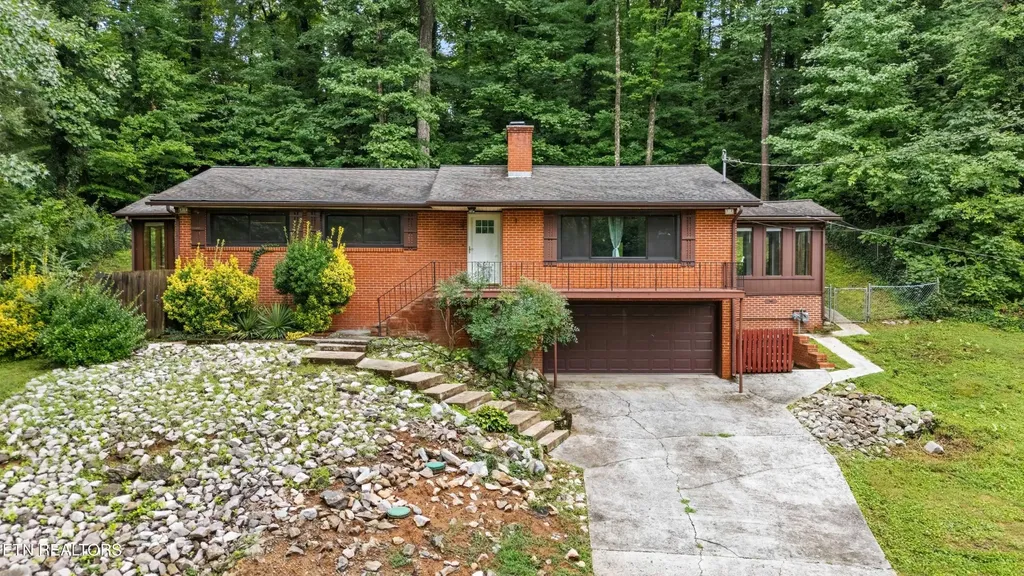 26182528 Shaler Lane Knoxville TN 37920