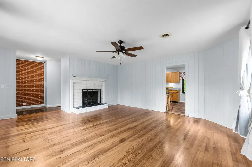 26182528 Shaler Lane Knoxville TN 37920