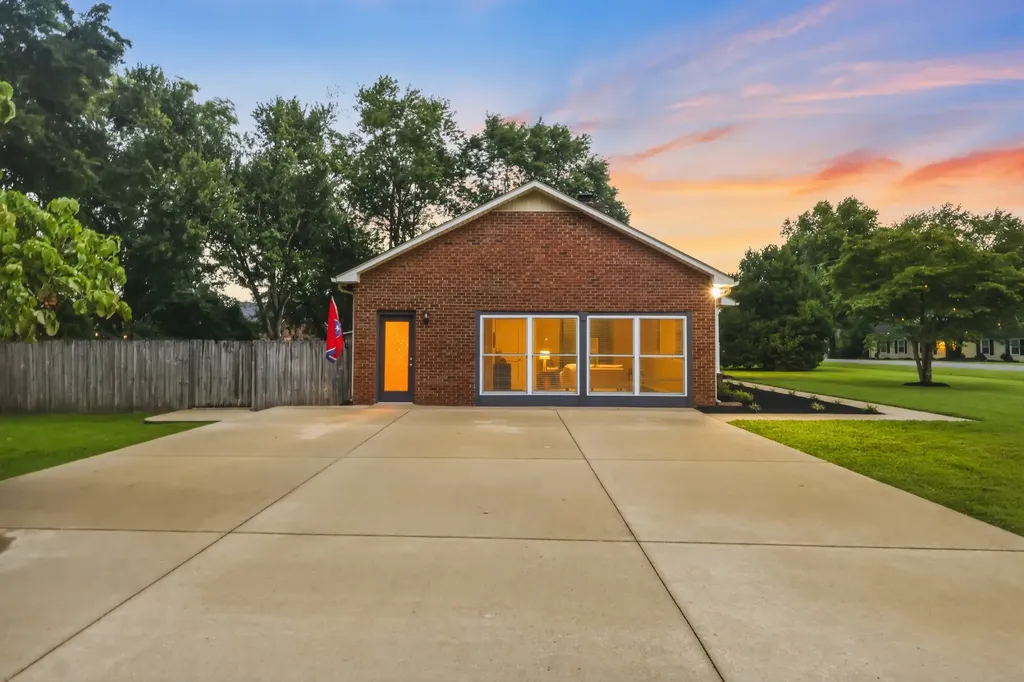 401 Ridgetop Drive Smyrna TN 37167