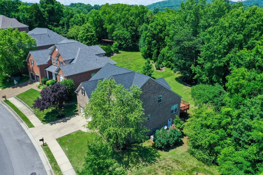 1204 Beech Hollow Drive Nashville TN 37211