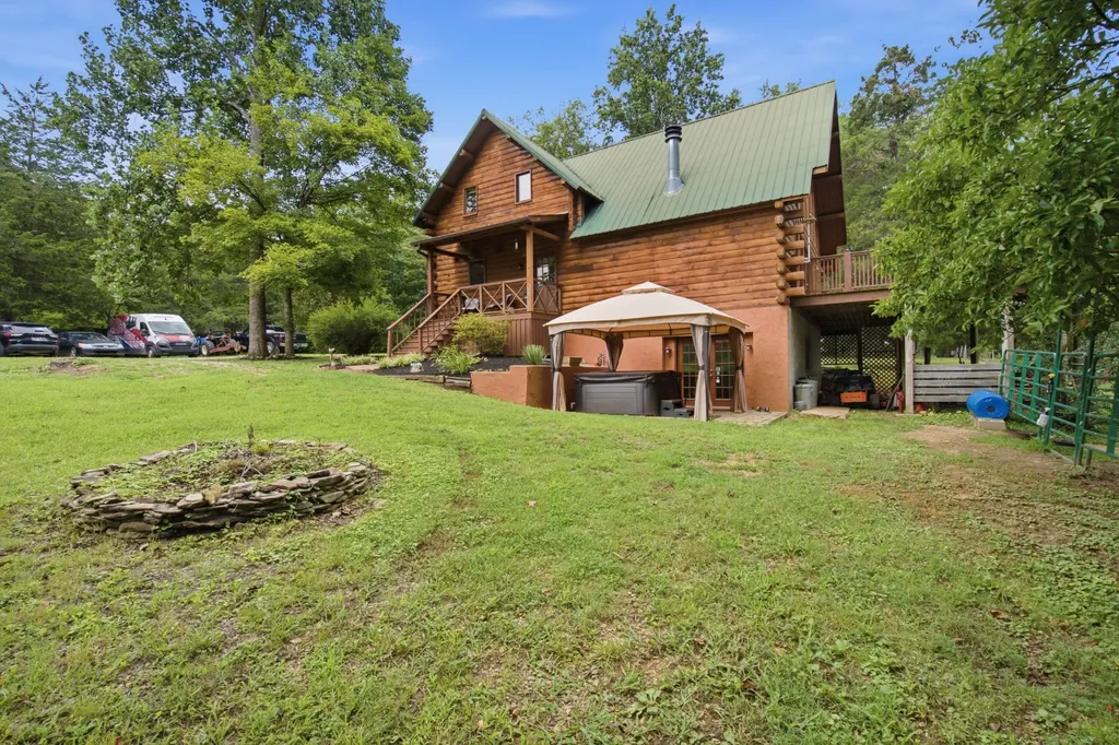 20151 Ben Fly Road Lyles TN 37098