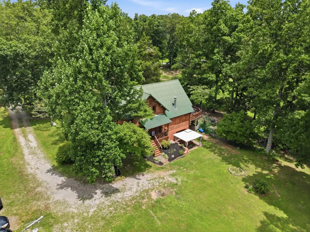 20151 Ben Fly Road Lyles TN 37098