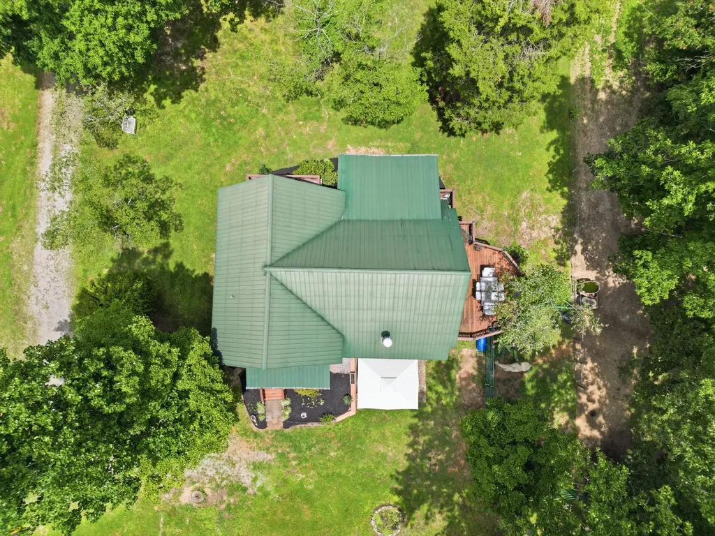 20151 Ben Fly Road Lyles TN 37098