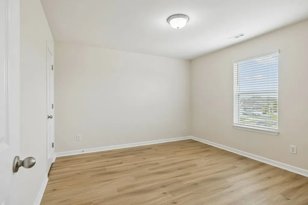 2708 Swarm Court Columbia TN 38401