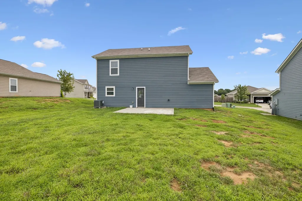 2708 Swarm Court Columbia TN 38401