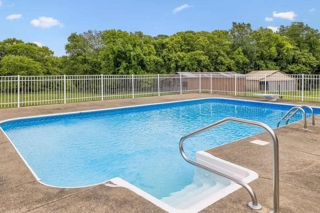 1212 Rambo Hollow Road Lewisburg TN 37091
