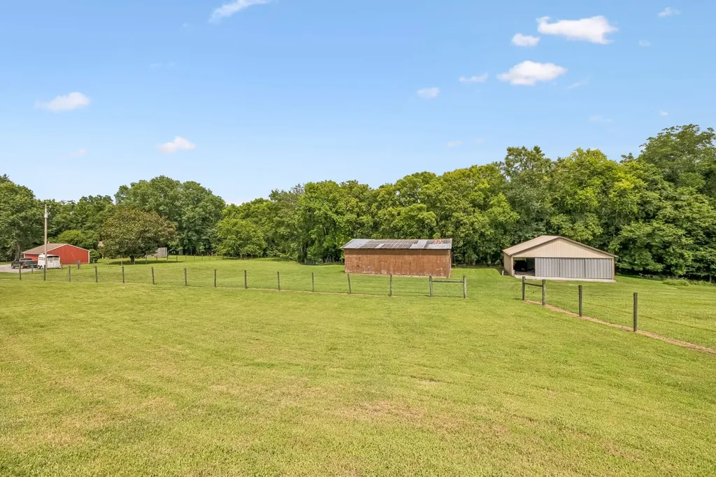 1212 Rambo Hollow Road Lewisburg TN 37091