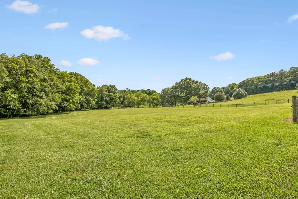 1212 Rambo Hollow Road Lewisburg TN 37091