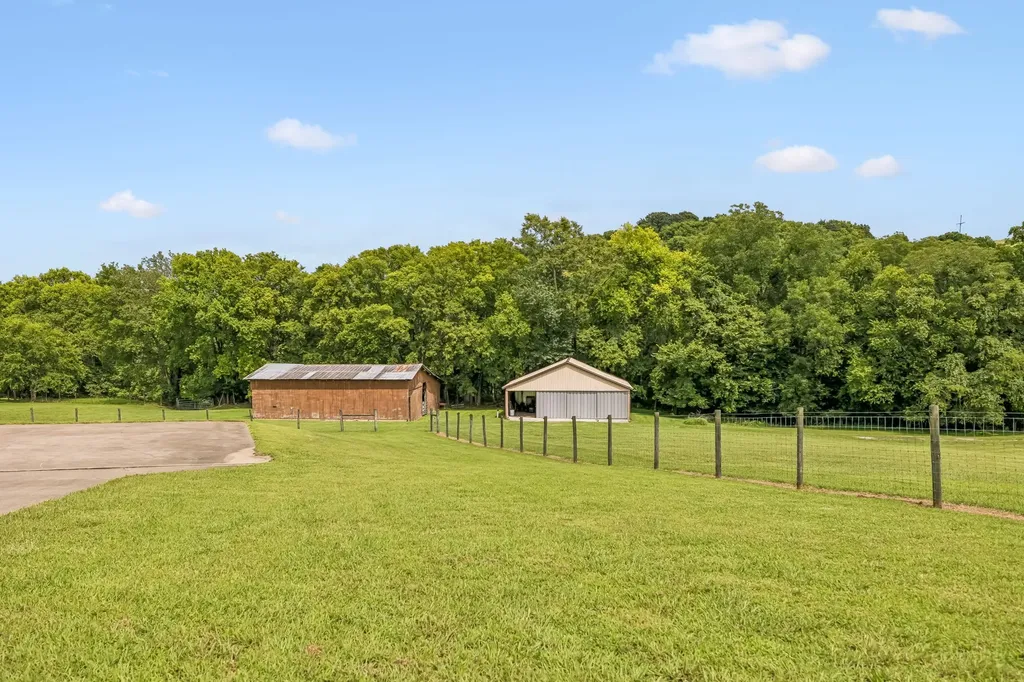 1212 Rambo Hollow Road Lewisburg TN 37091