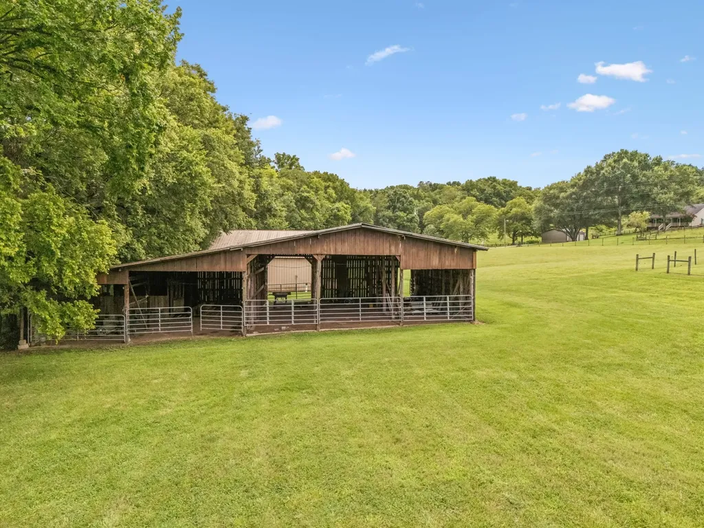 1212 Rambo Hollow Road Lewisburg TN 37091