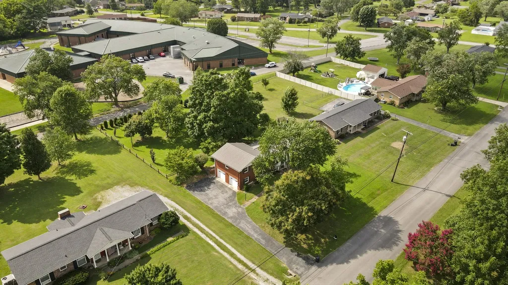 131 Rebecca Drive Hendersonville TN 37075