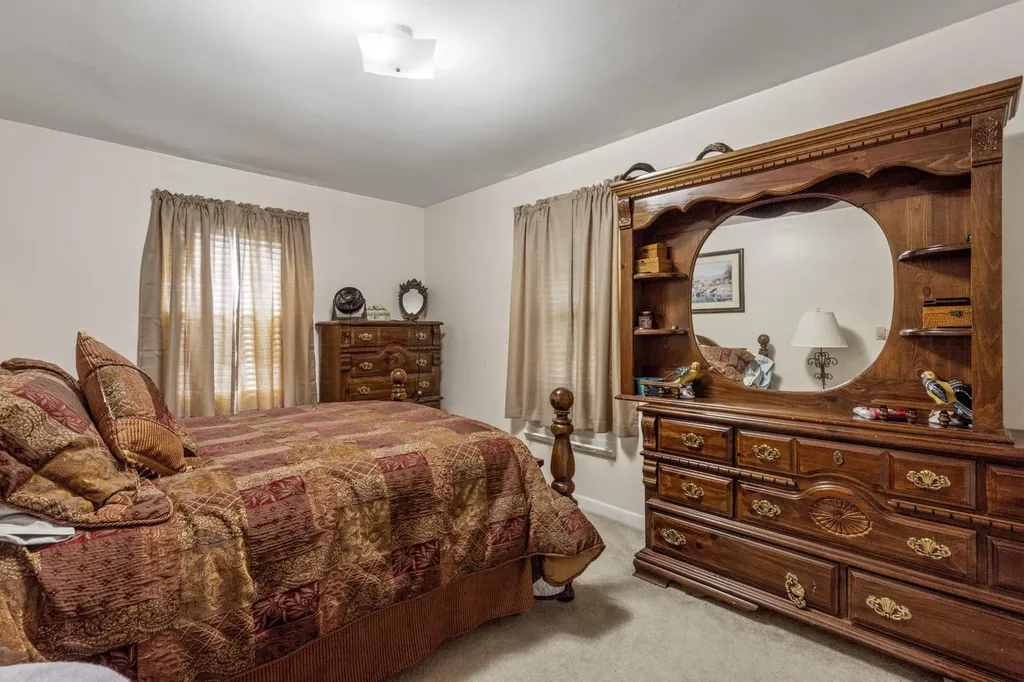 7055 Mooneyham Lonewood Road Spencer TN 38585