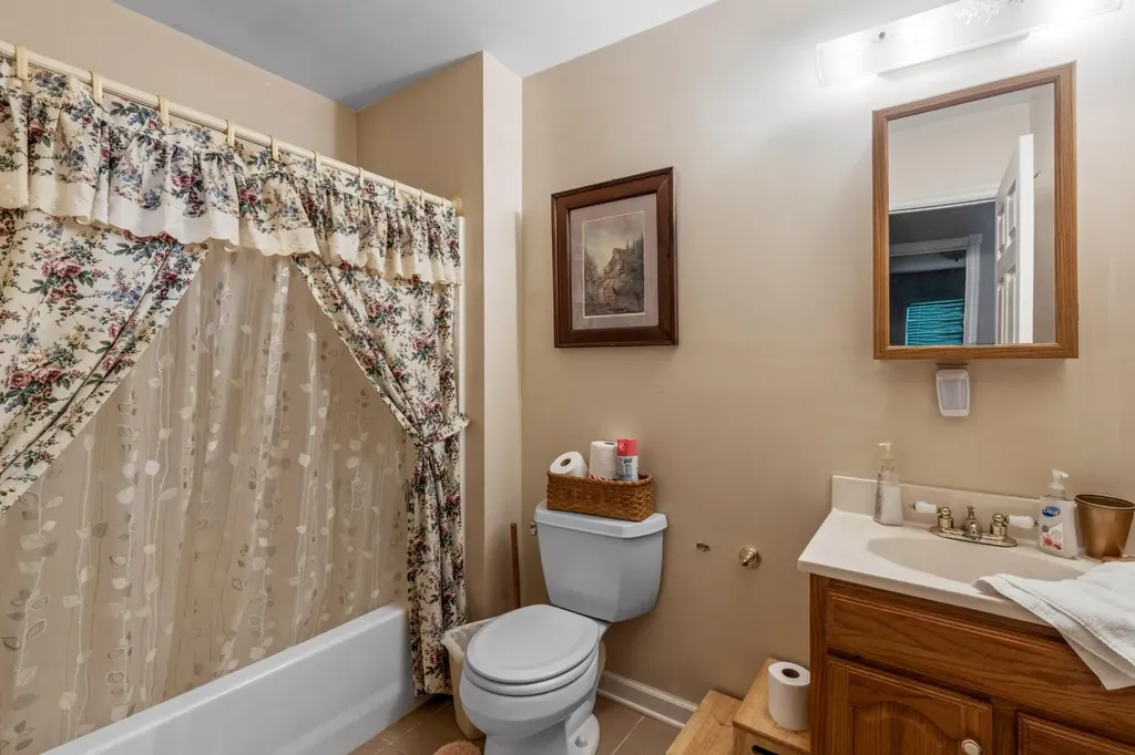 7055 Mooneyham Lonewood Road Spencer TN 38585