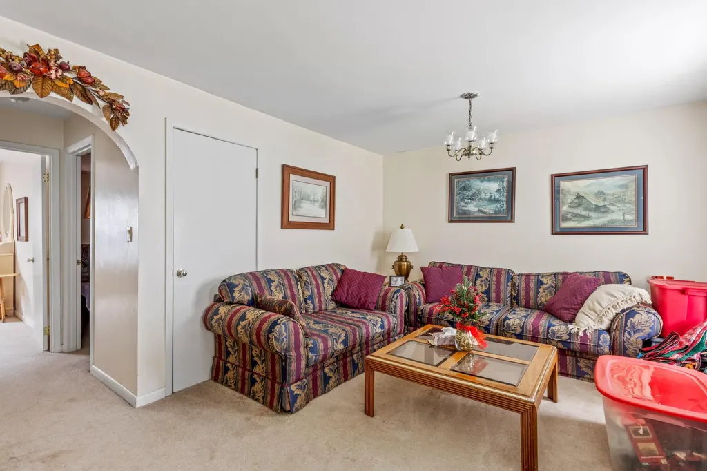 7055 Mooneyham Lonewood Road Spencer TN 38585