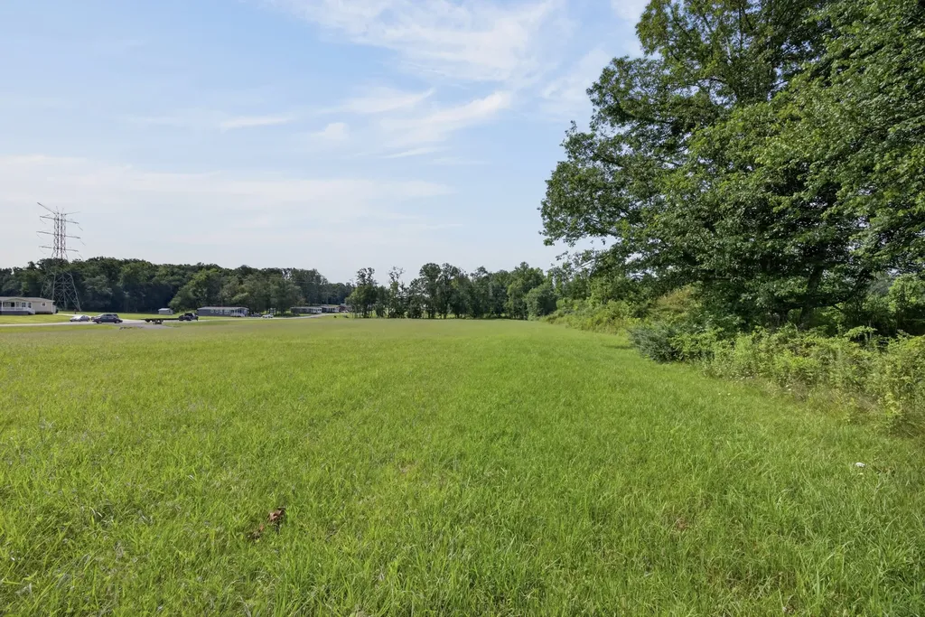 1499 Anna Maria Lane Cookeville TN 38501