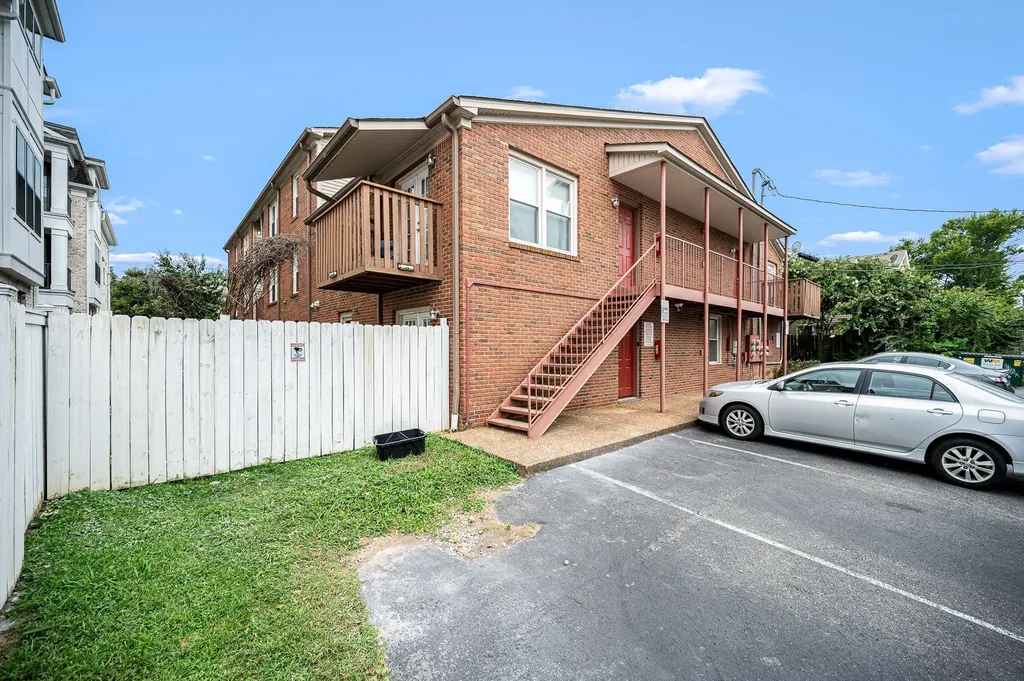 2122 Acklen Avenue Nashville TN 37212
