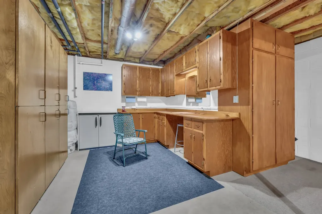 4267 N Woodstock Drive Clarksville TN 37040