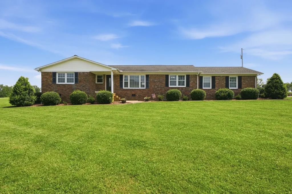 198 Game Ridge Road Smithville TN 37166