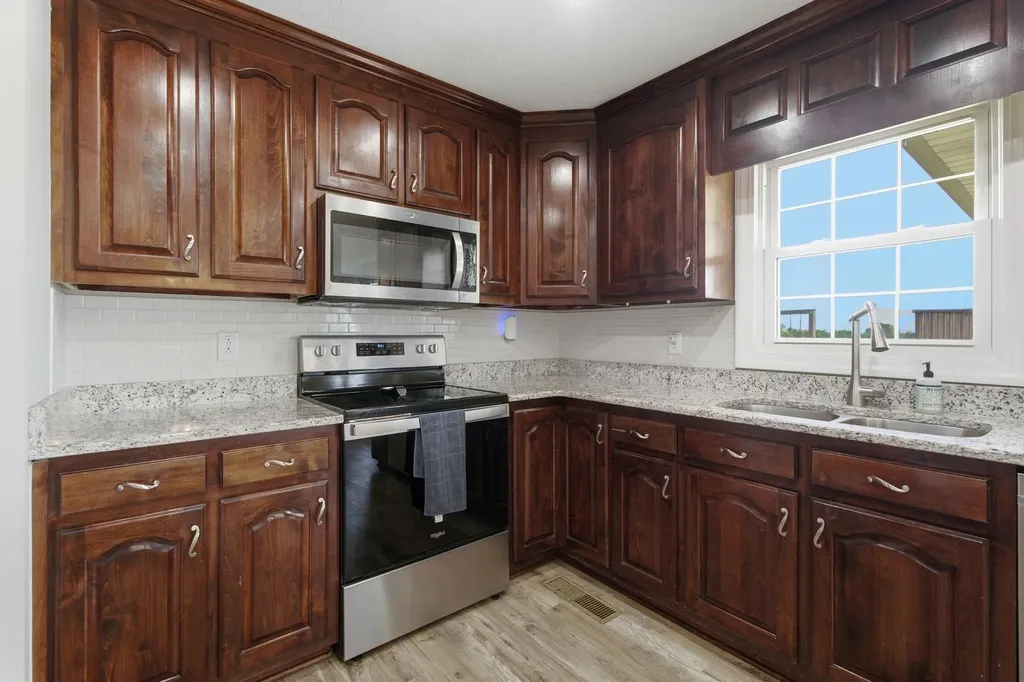 198 Game Ridge Road Smithville TN 37166