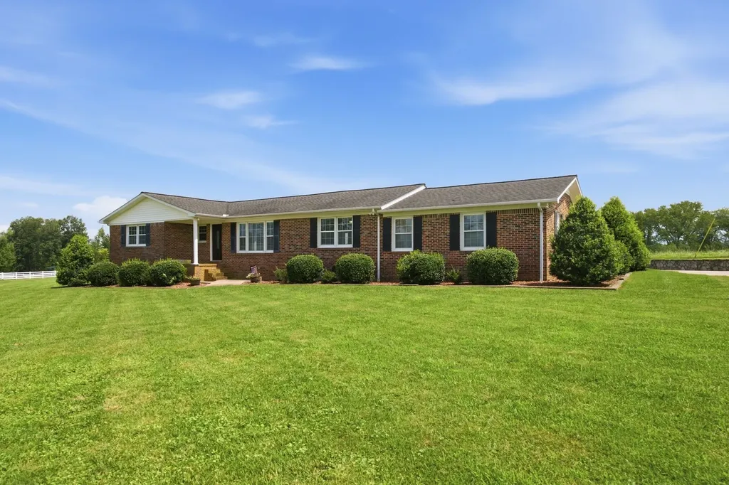 198 Game Ridge Road Smithville TN 37166