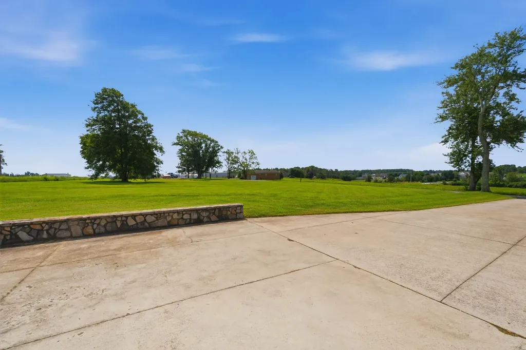 198 Game Ridge Road Smithville TN 37166