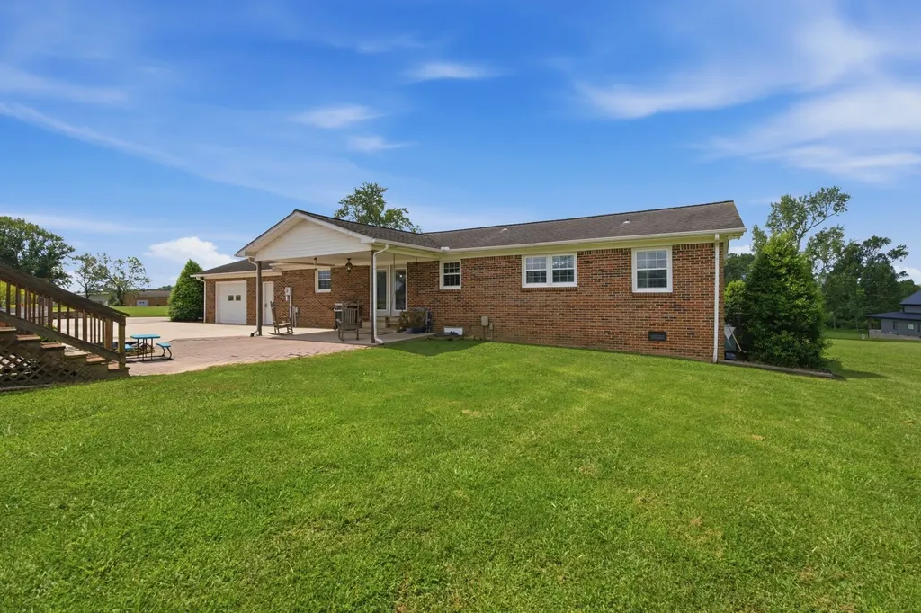 198 Game Ridge Road Smithville TN 37166