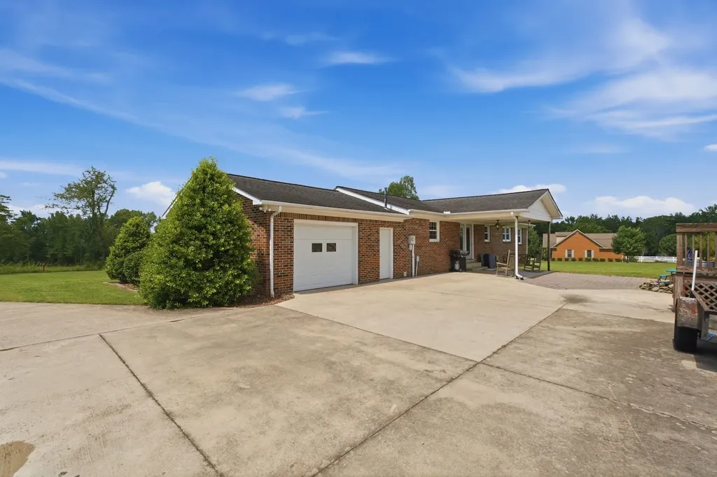 198 Game Ridge Road Smithville TN 37166