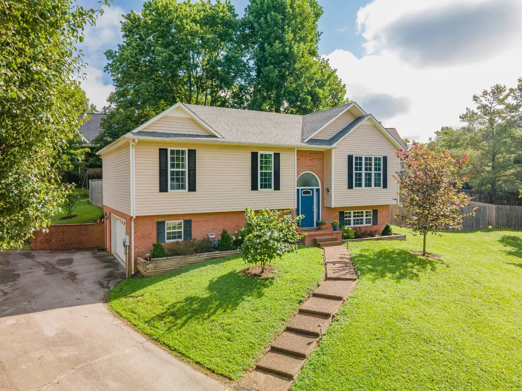 107 Timberland Drive Columbia TN 38401