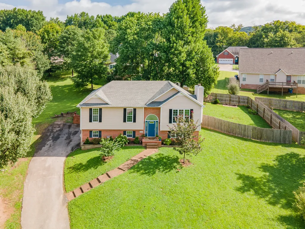 107 Timberland Drive Columbia TN 38401
