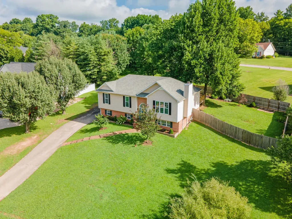 107 Timberland Drive Columbia TN 38401