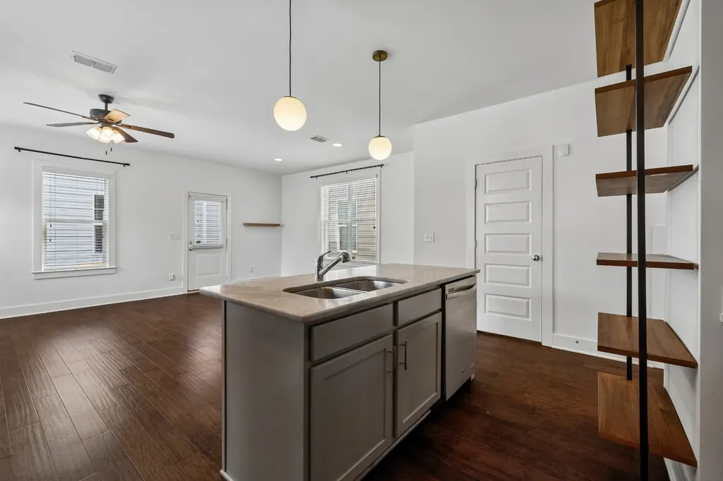 713 Cottage Park Drive Nashville TN 37207