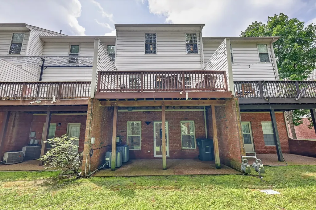 131 Carriage Court Brentwood TN 37027