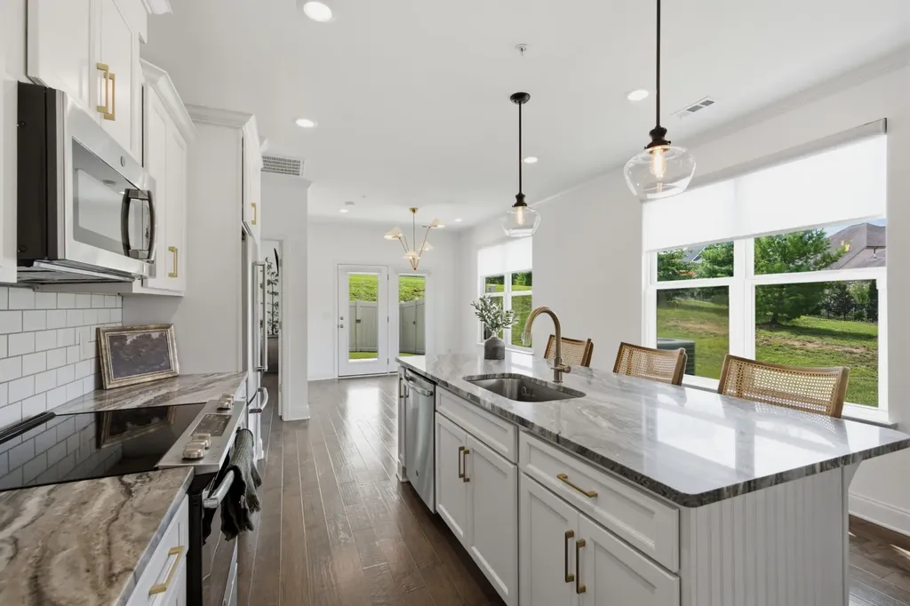 3008 Sassafras Lane Thompsons Station TN 37179