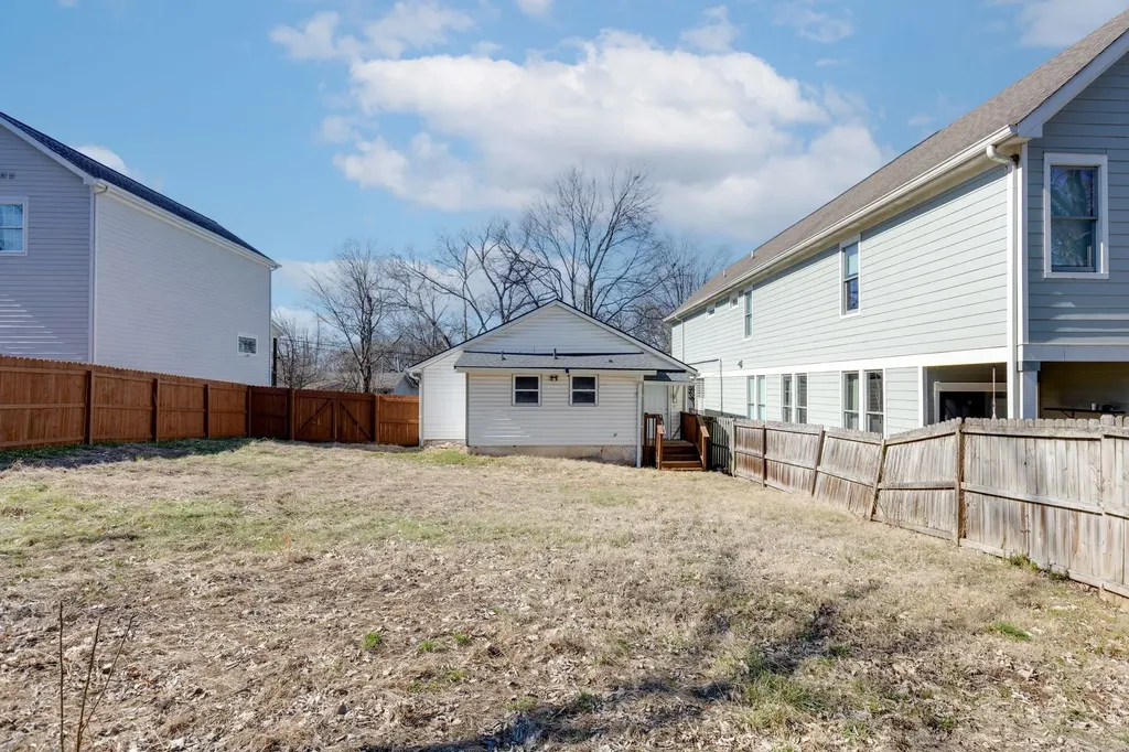 2412 Chapel Avenue Nashville TN 37206