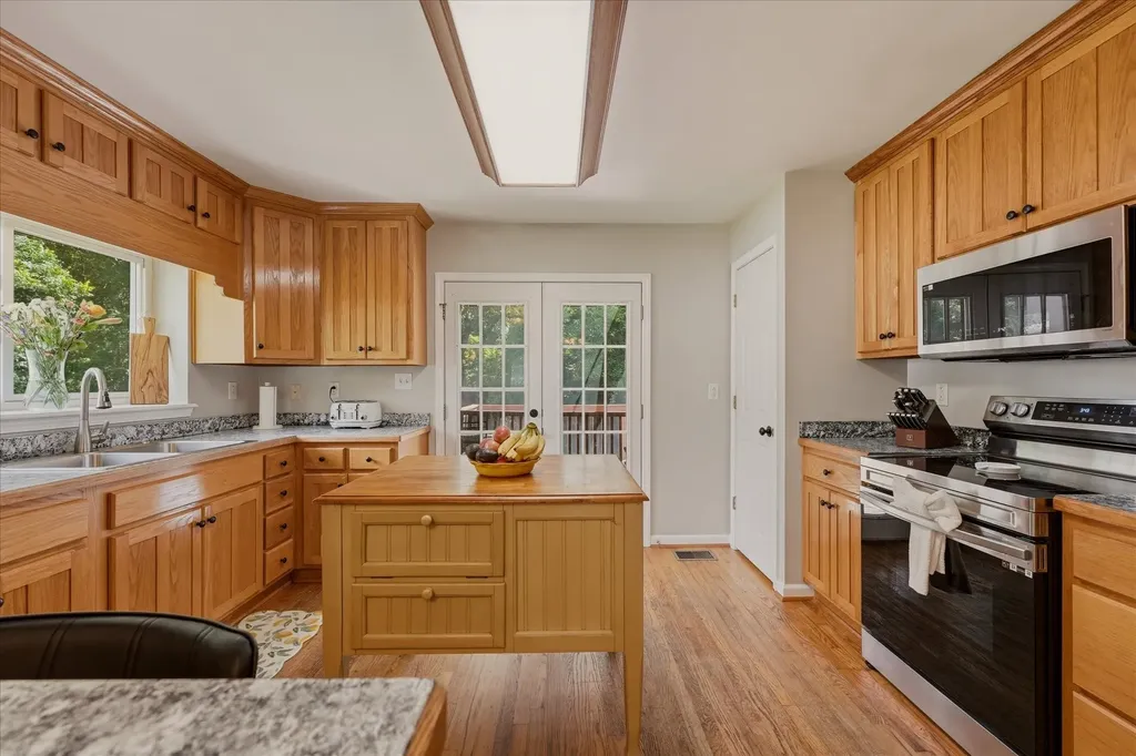 214 Cullum Avenue Dickson TN 37055