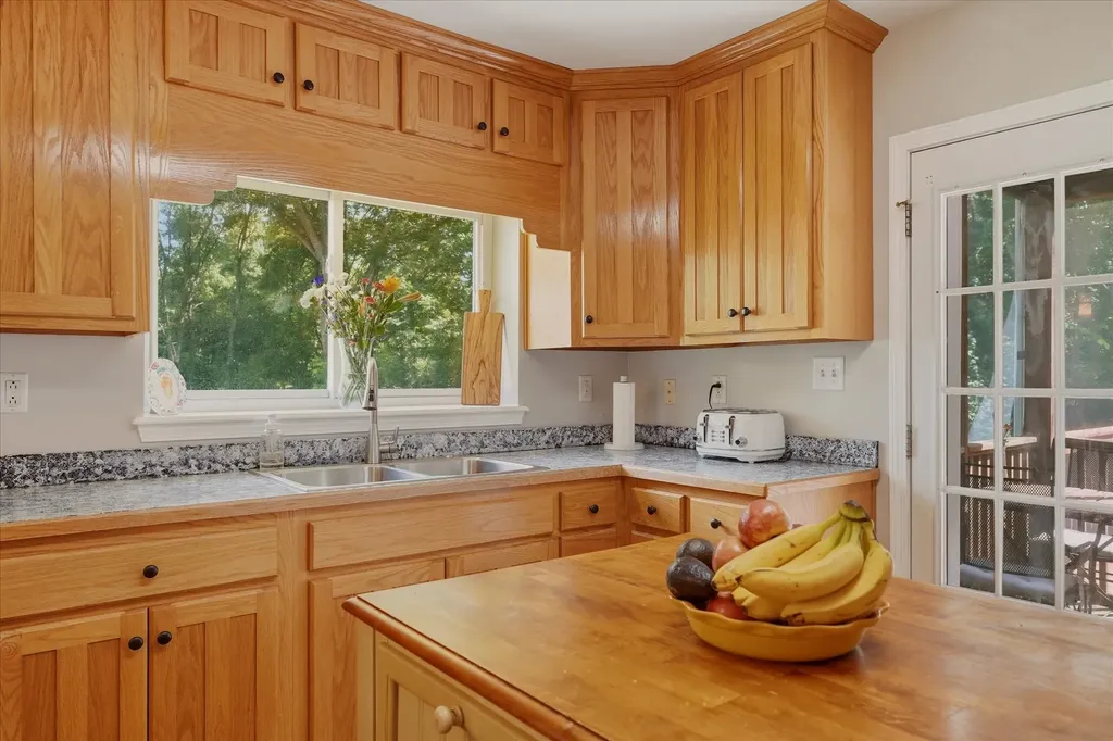 214 Cullum Avenue Dickson TN 37055
