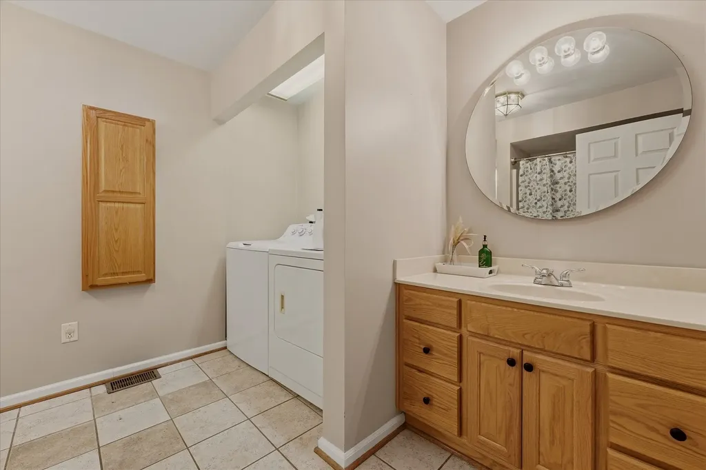 214 Cullum Avenue Dickson TN 37055