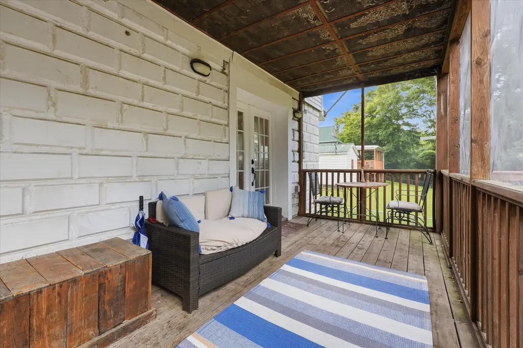 214 Cullum Avenue Dickson TN 37055
