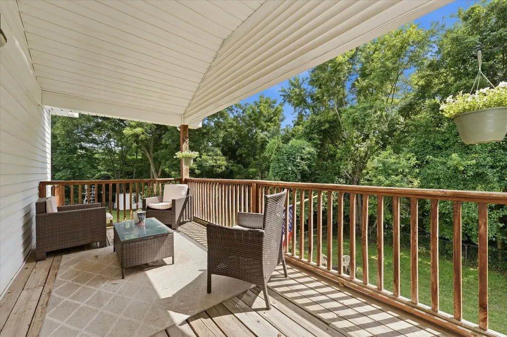 214 Cullum Avenue Dickson TN 37055