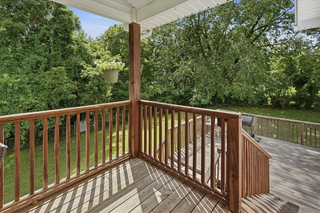 214 Cullum Avenue Dickson TN 37055