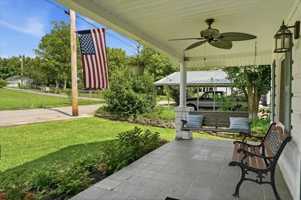 214 Cullum Avenue Dickson TN 37055