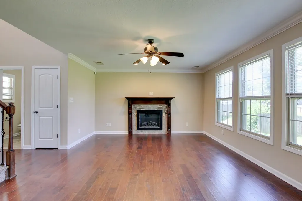 3694 Nadia Drive Clarksville TN 37040