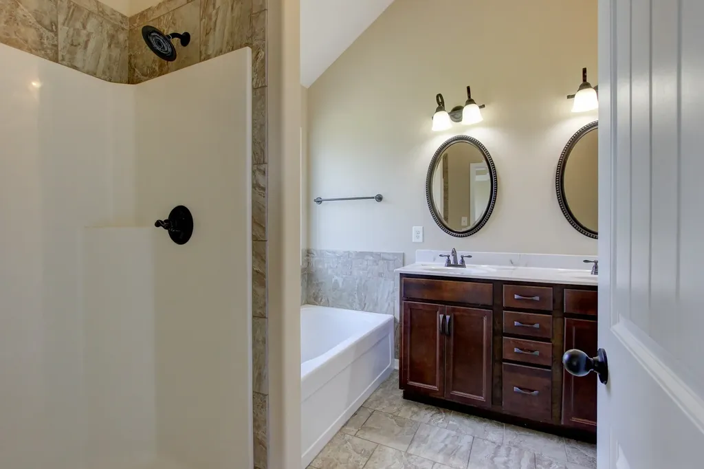 3694 Nadia Drive Clarksville TN 37040