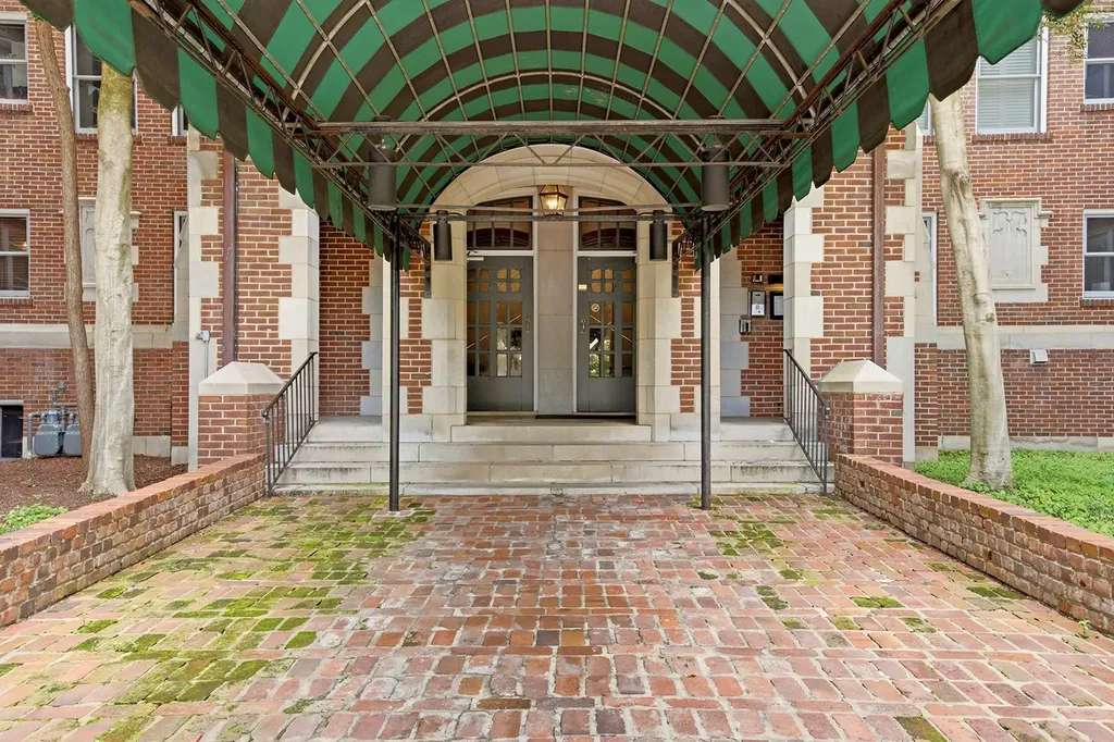4225 Harding Pike Nashville TN 37205