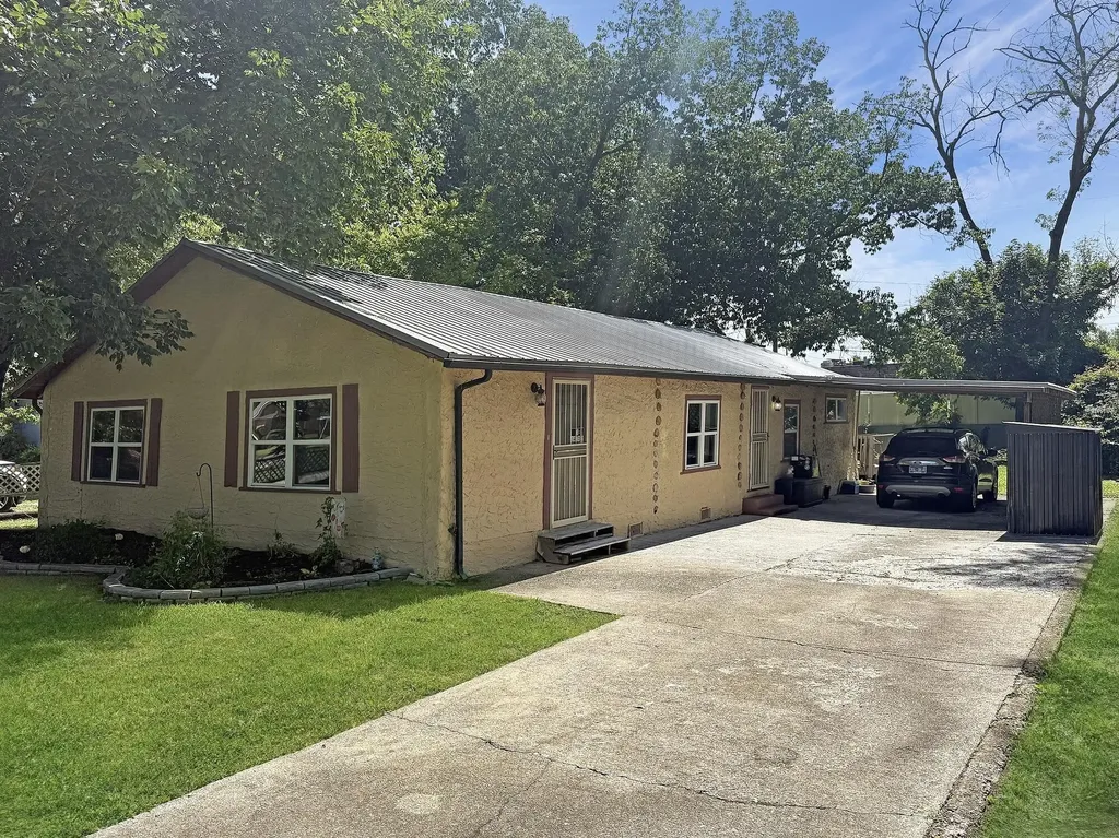 206 Maplewood Chattanooga TN 37411