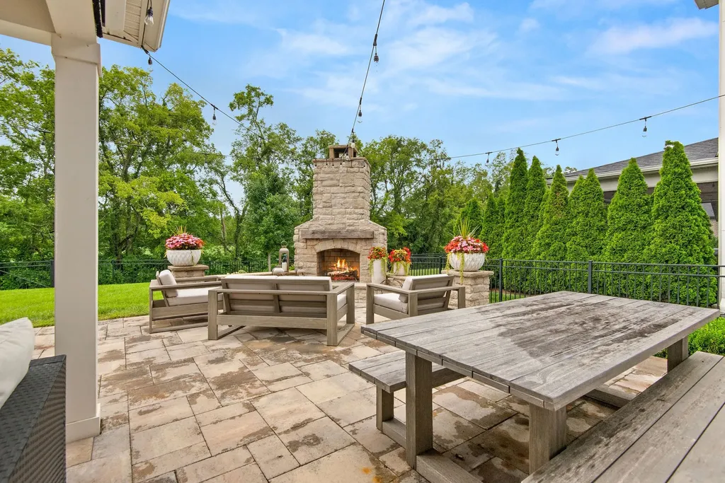 812 Plowson Road Mount Juliet TN 37122