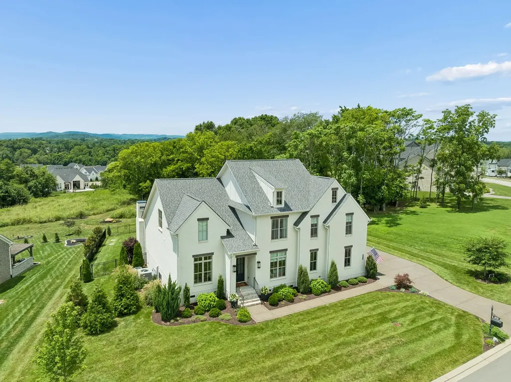 4770 Woodrow Place Arrington TN 37014