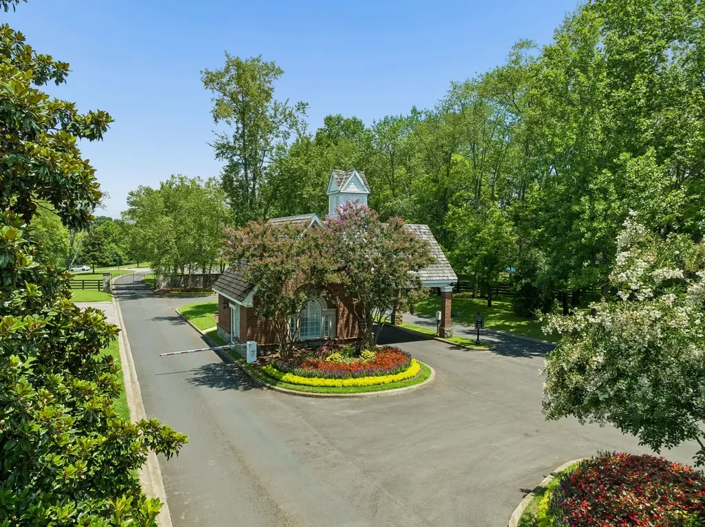 4770 Woodrow Place Arrington TN 37014