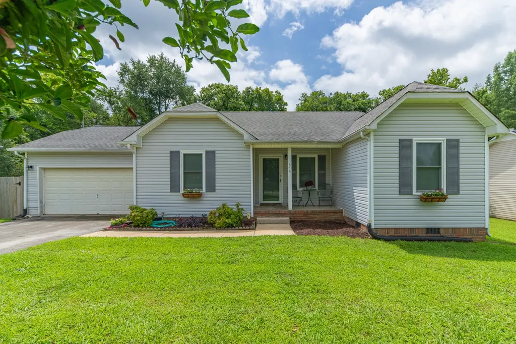 514 Winning Drive Columbia TN 38401
