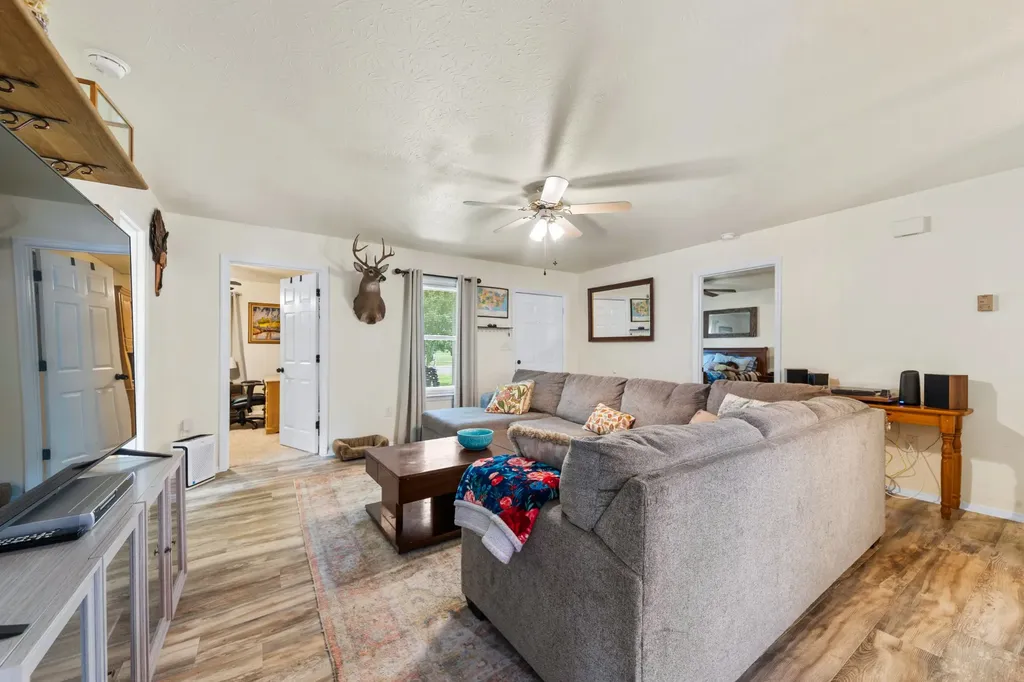 514 Winning Drive Columbia TN 38401